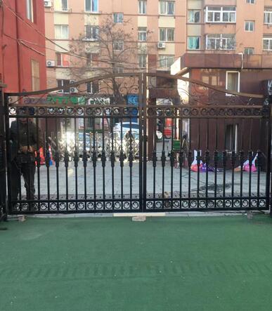 鐵藝大門產(chǎn)品展示